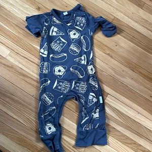 Huxbaby long sleeved romper size 12-18 months